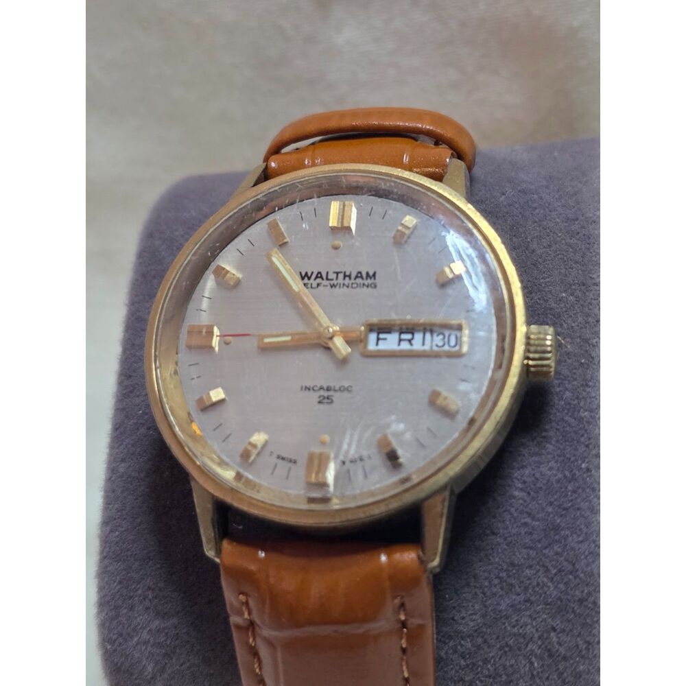 Vintage Waltham Self-Winding 25 Jewel Day Date Swiss Automatic Watch